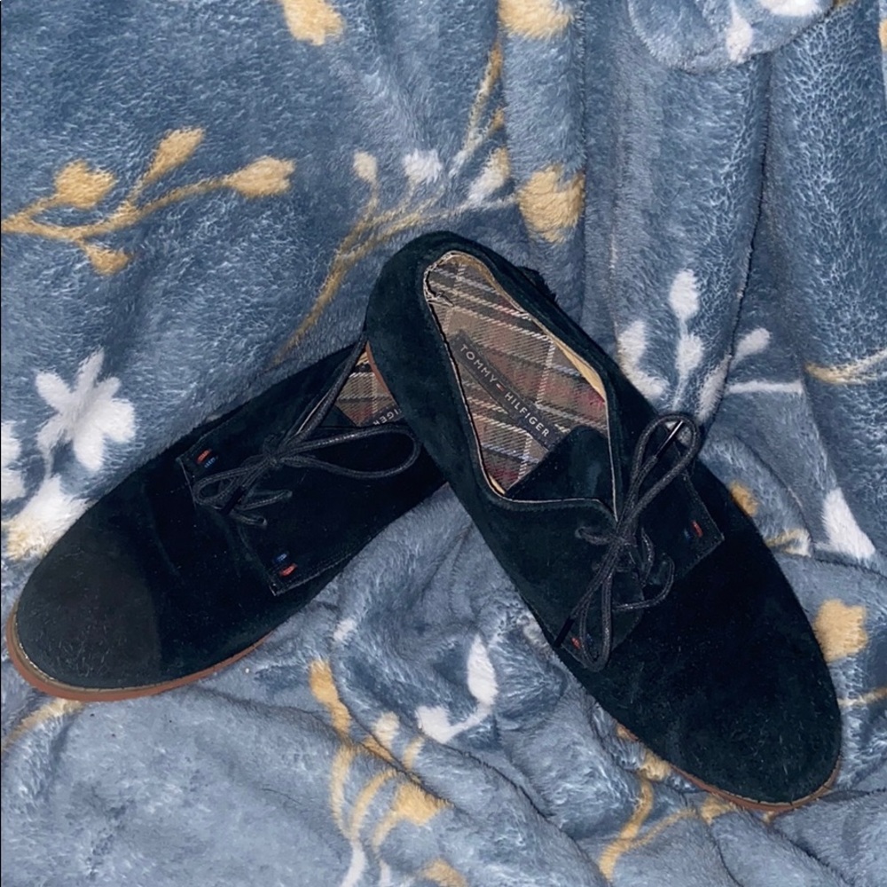 Tommy Hilfiger black suede Oxford shoes